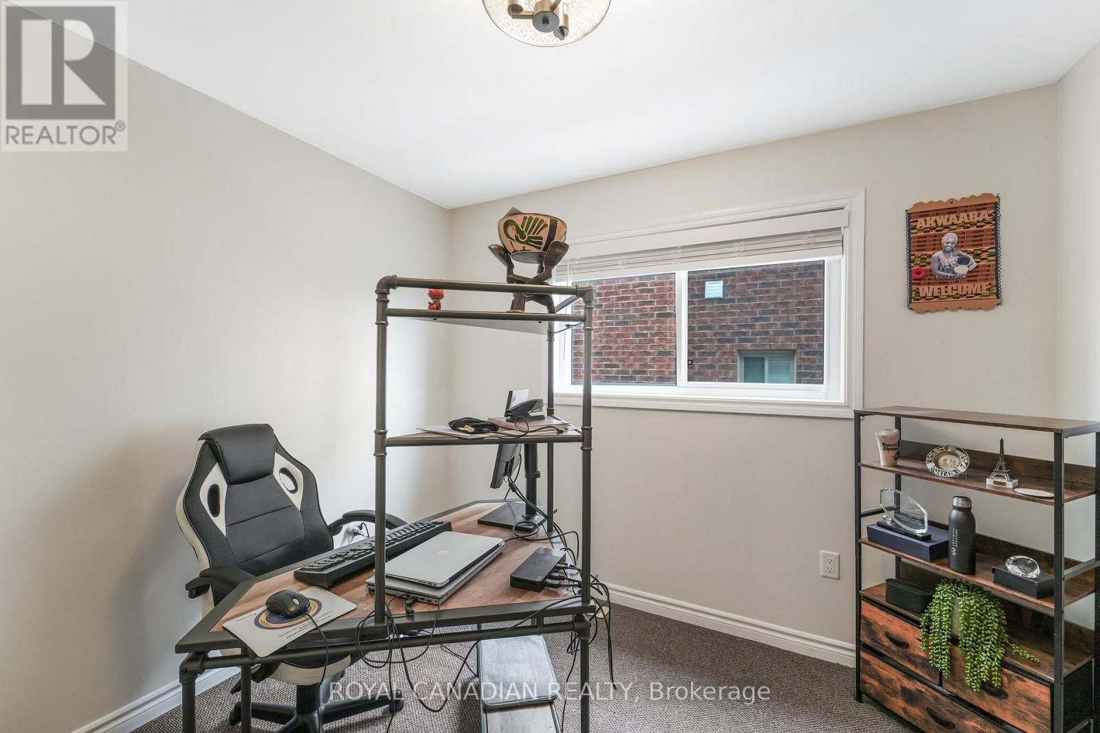 26 LORDS DRIVE Image 30