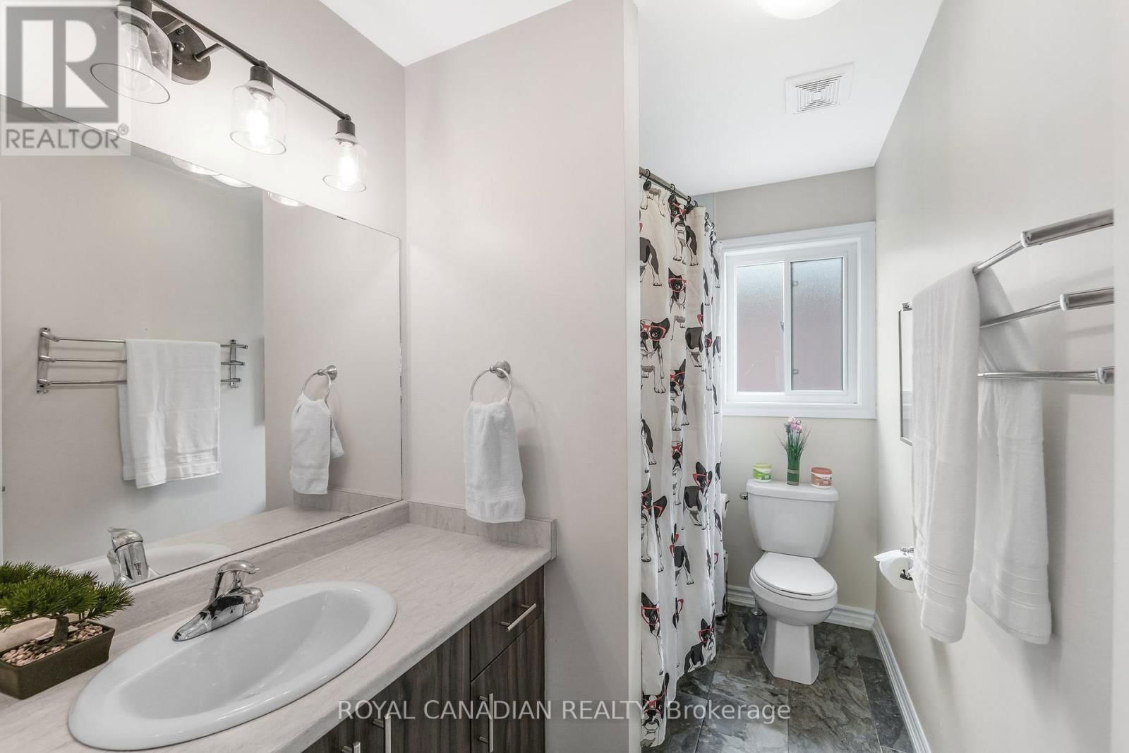 26 LORDS DRIVE Image 31