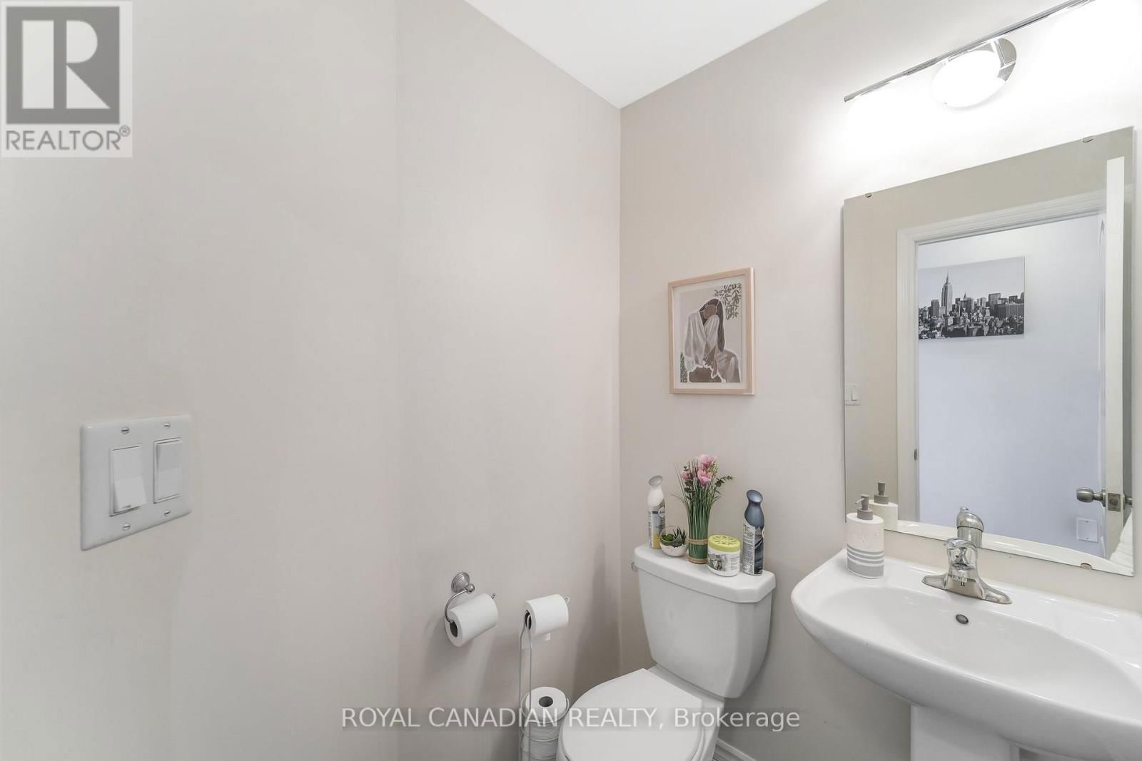 26 LORDS DRIVE Image 32