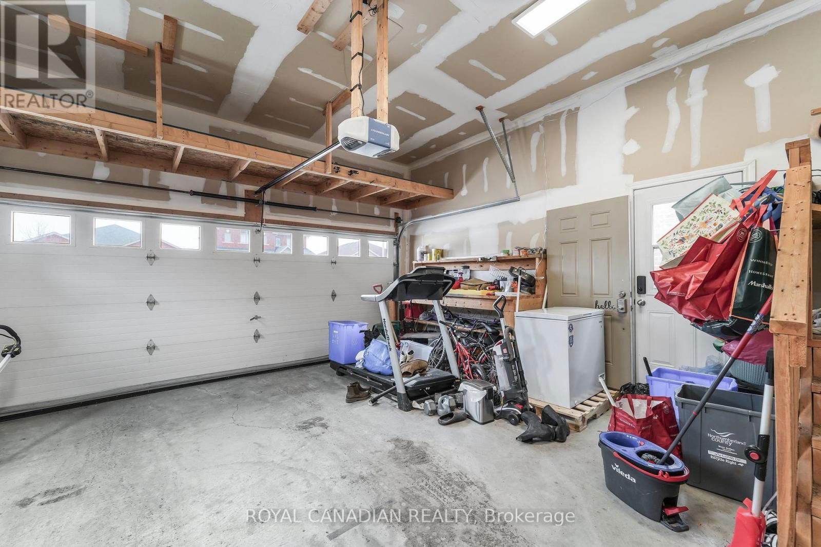 26 LORDS DRIVE Image 34