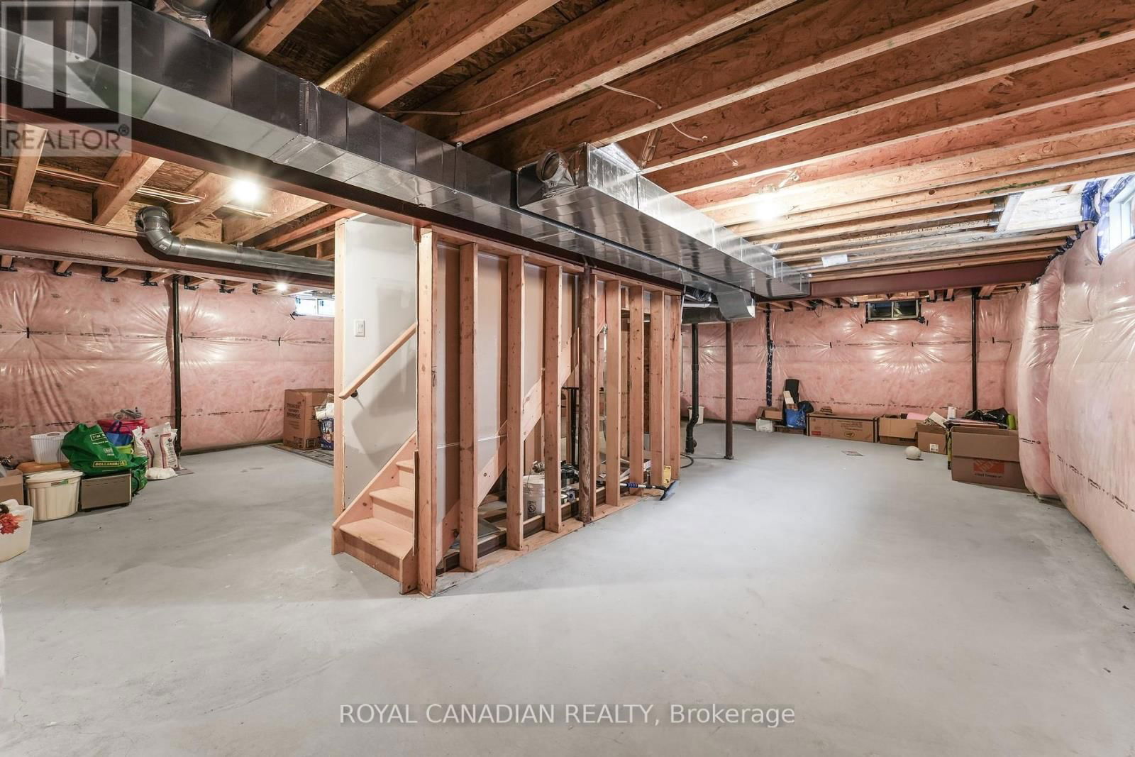 26 LORDS DRIVE Image 35