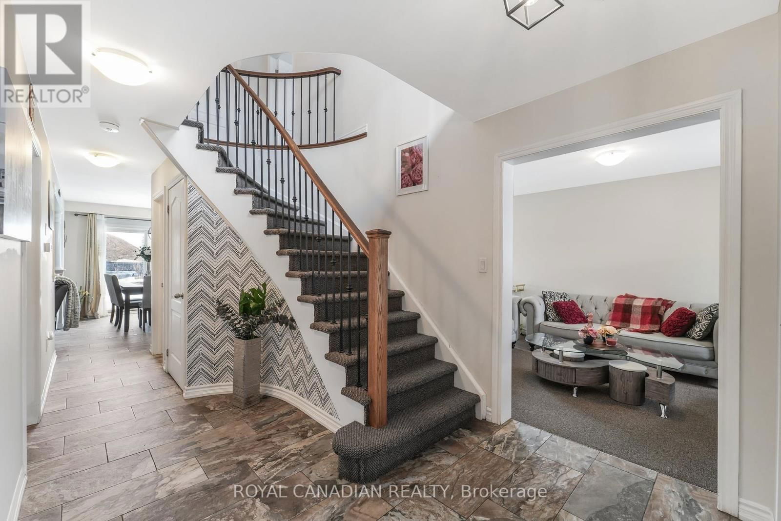 26 LORDS DRIVE Image 7