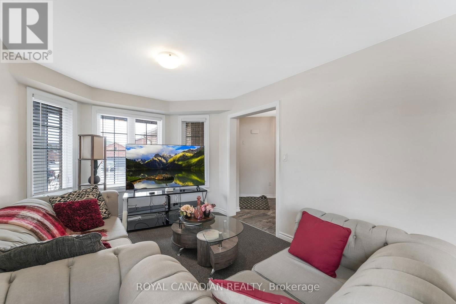 26 LORDS DRIVE Image 9