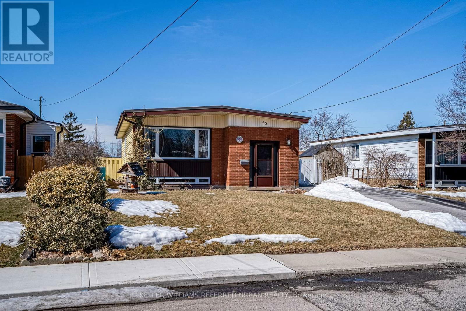 60 FIELDING CRESCENT Image 1