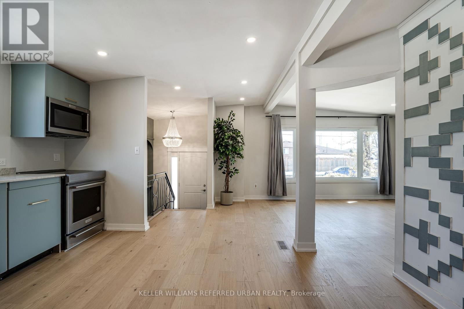 60 FIELDING CRESCENT Image 10