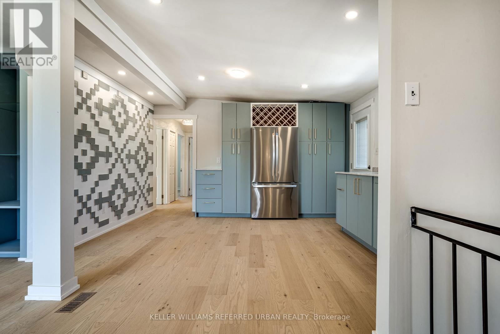 60 FIELDING CRESCENT Image 3