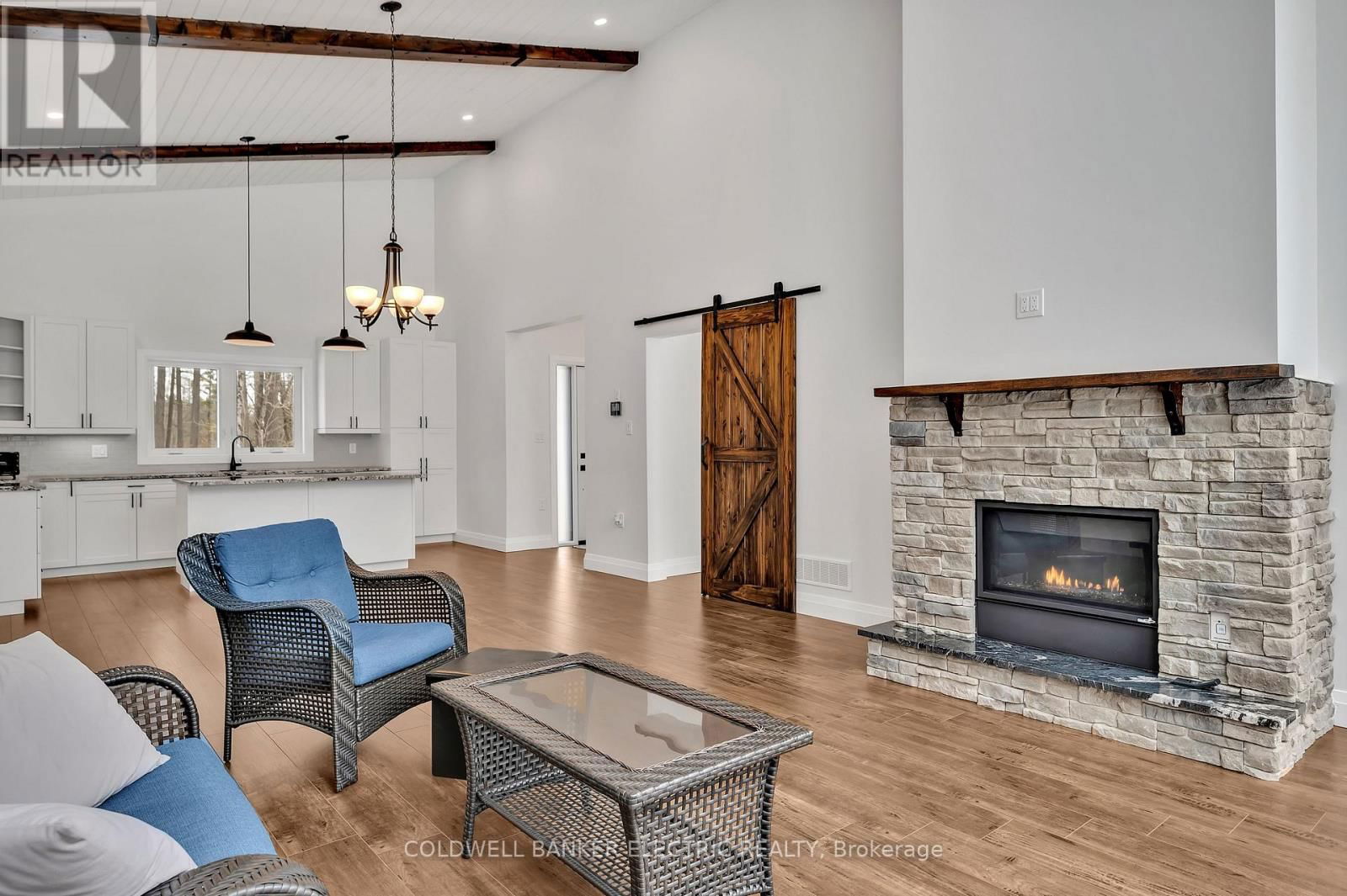 50 MAPLE ROAD Image 12