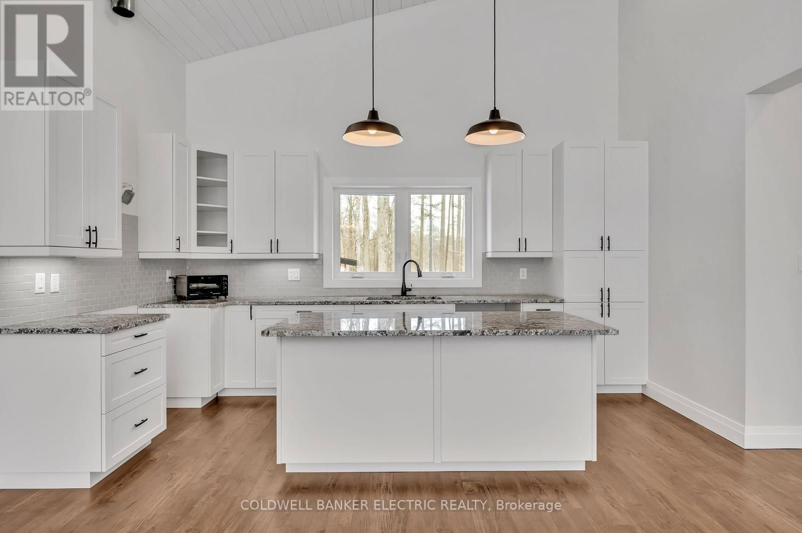 50 MAPLE ROAD Image 6