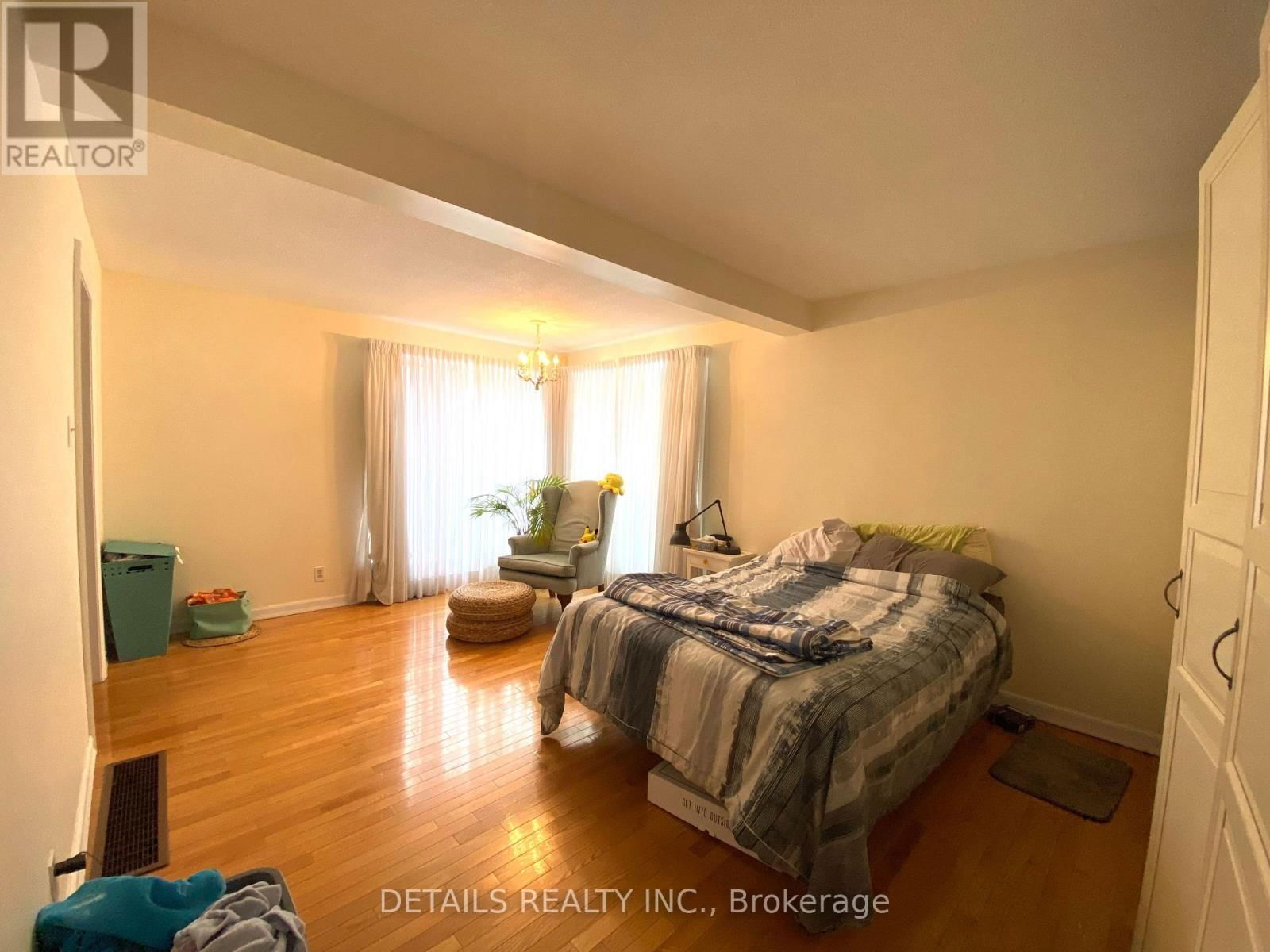 Unit 1 - 9 GILMOUR STREET Image 8
