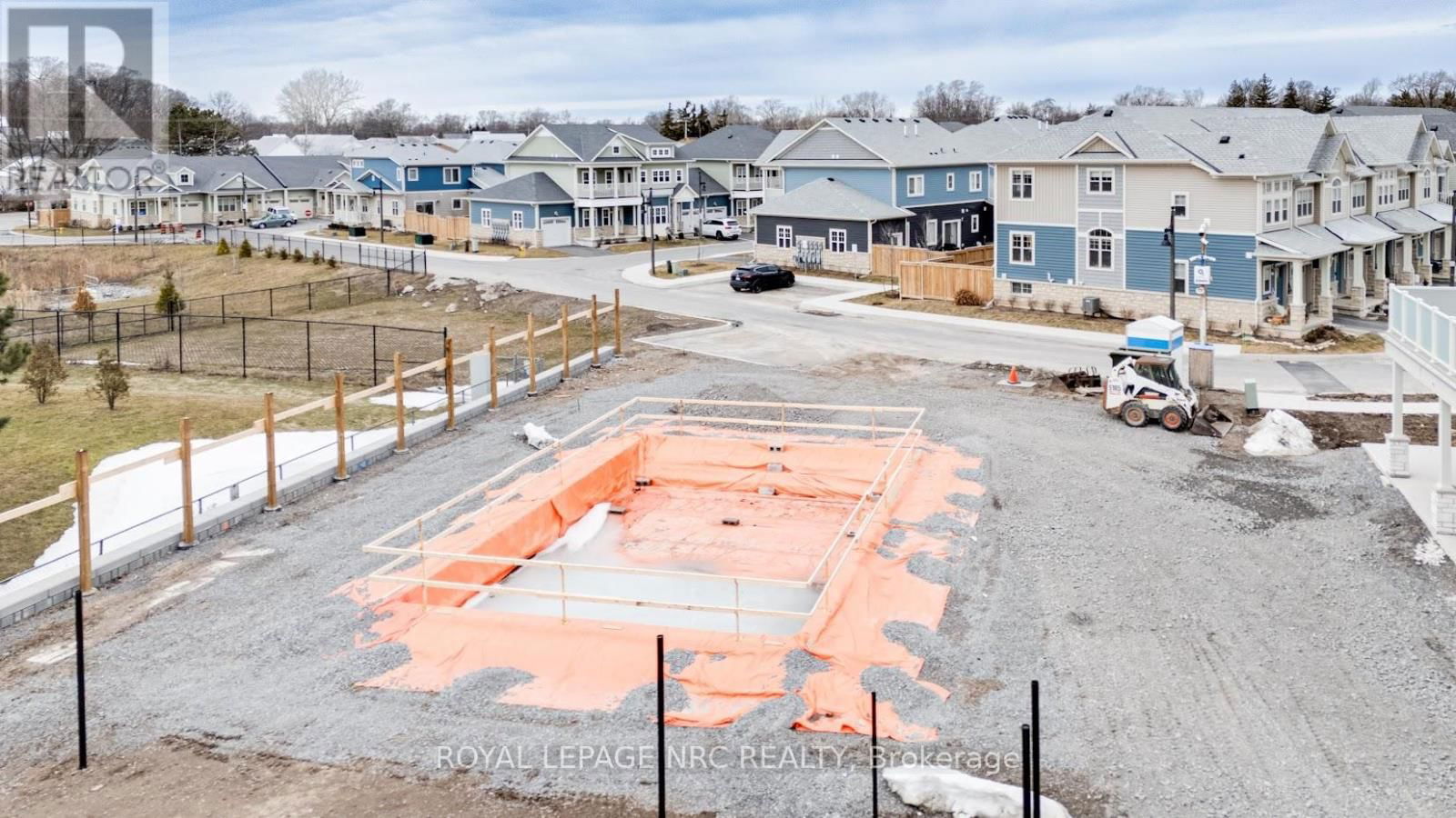 B - 12 SHORES LANE Image 30