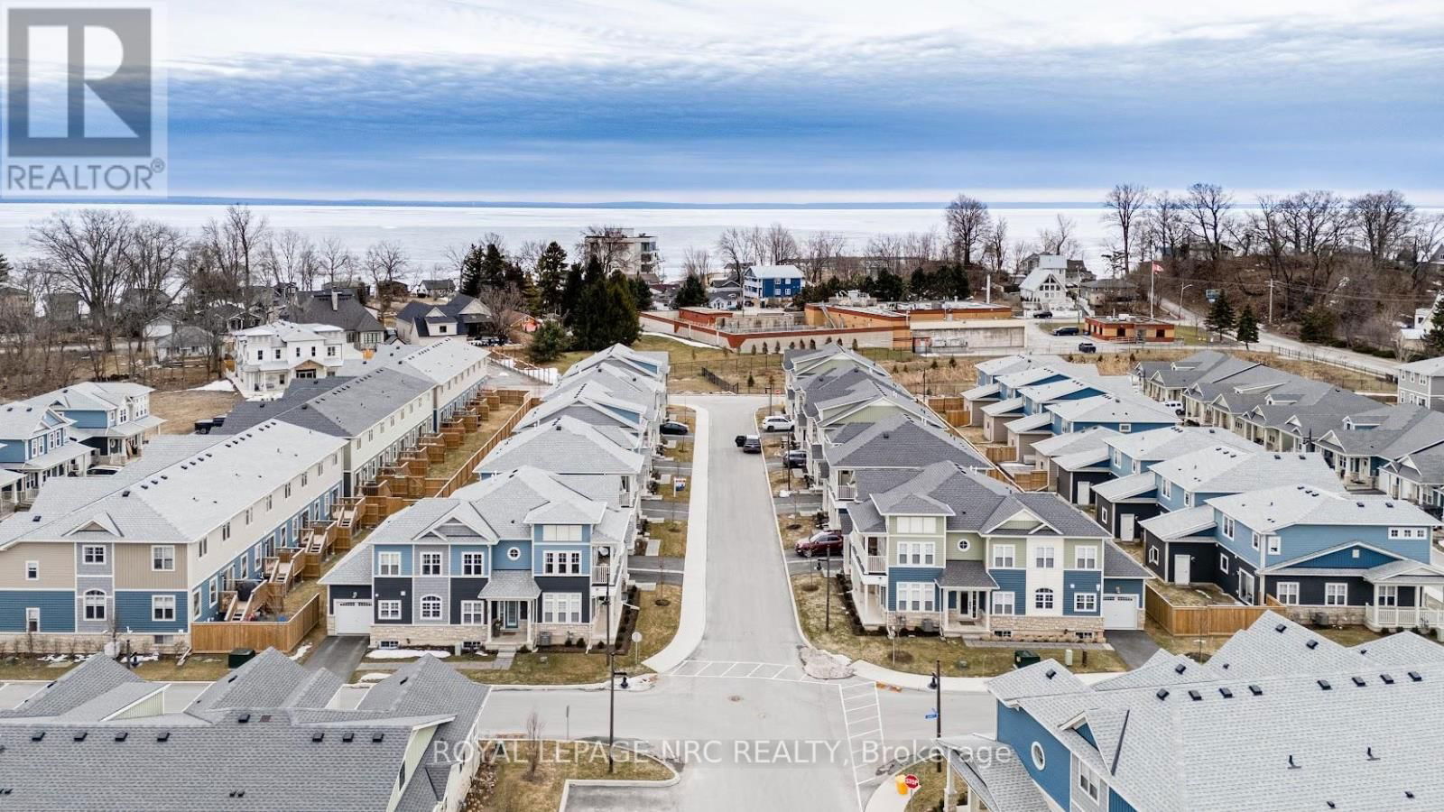 B - 12 SHORES LANE Image 33