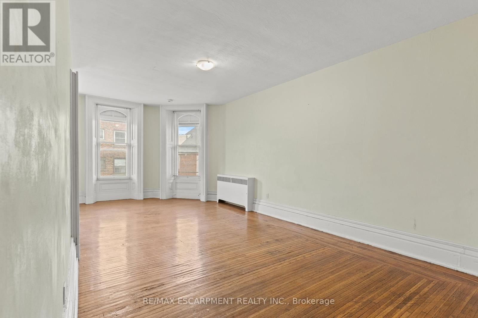 17 WEBBER AVENUE Image 22
