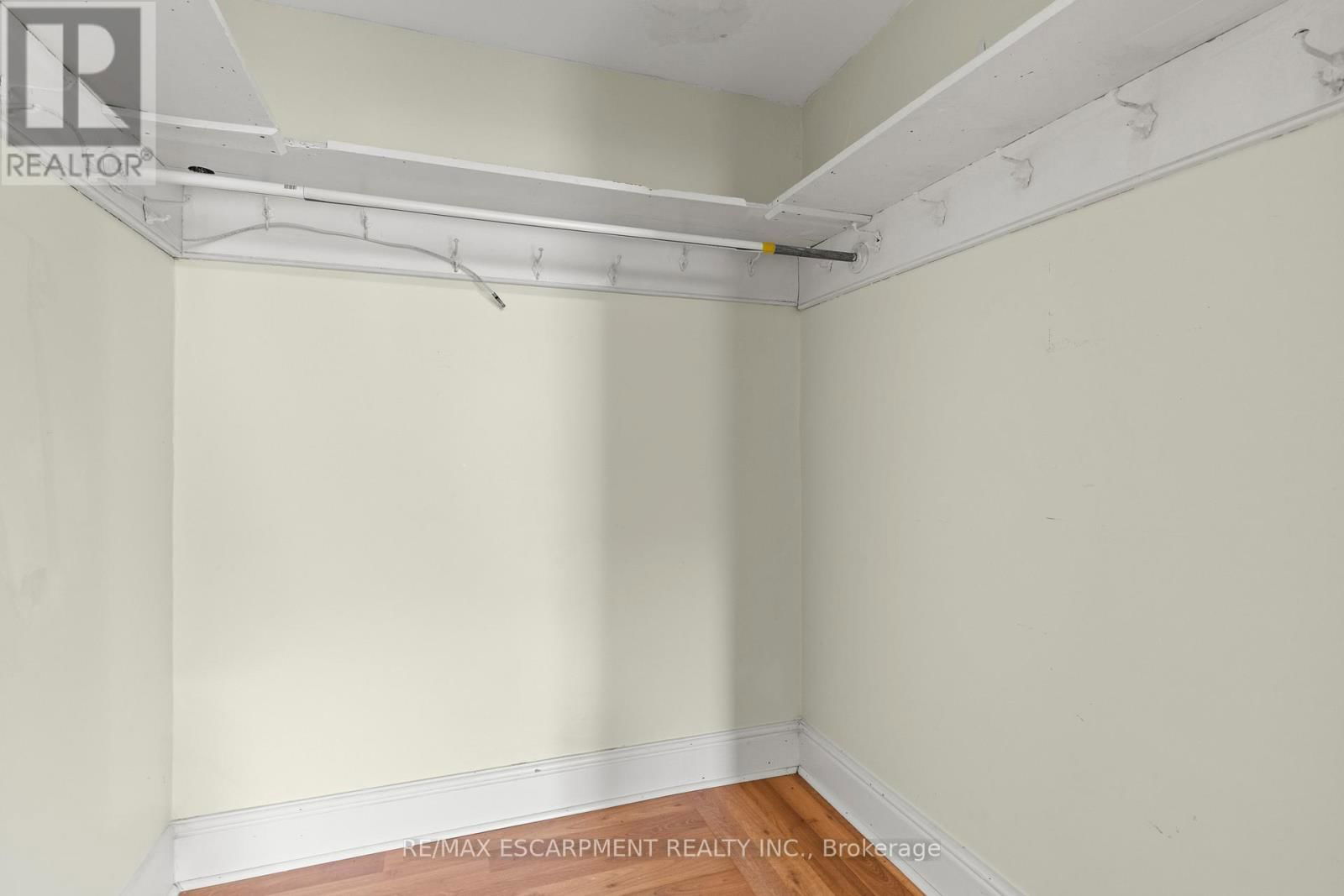 17 WEBBER AVENUE Image 23