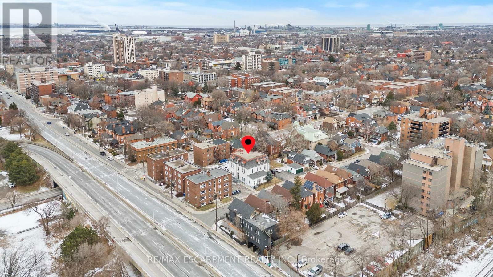 17 WEBBER AVENUE Image 39