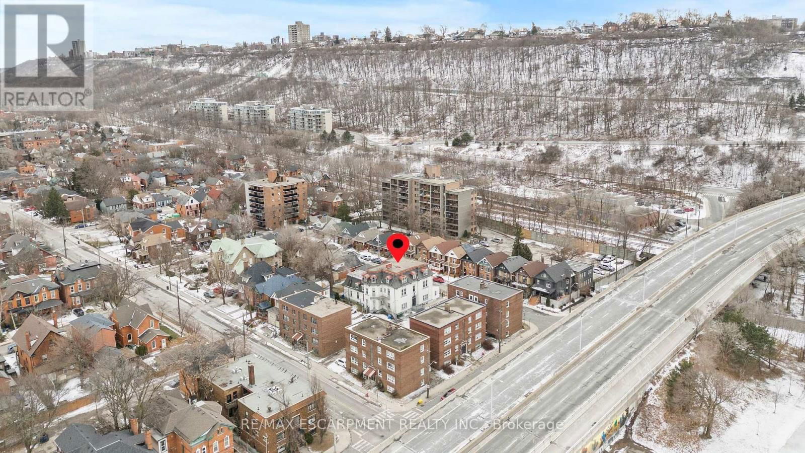 17 WEBBER AVENUE Image 49