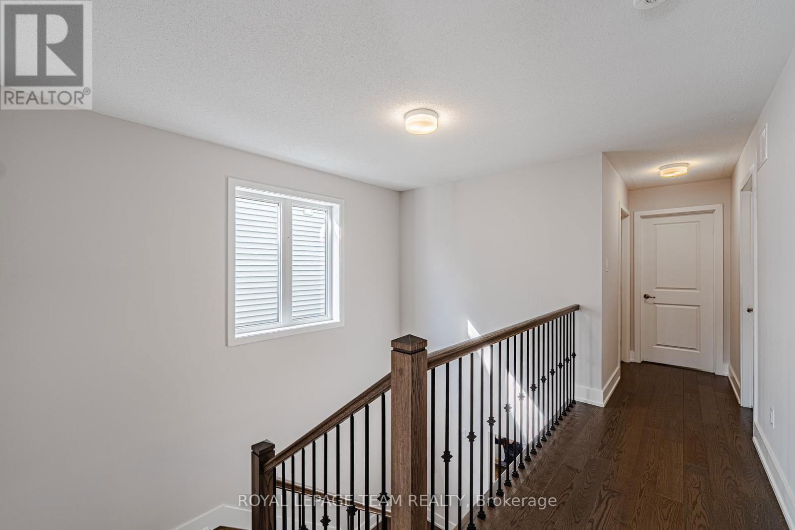 863 MOONRISE TERRACE Image 27