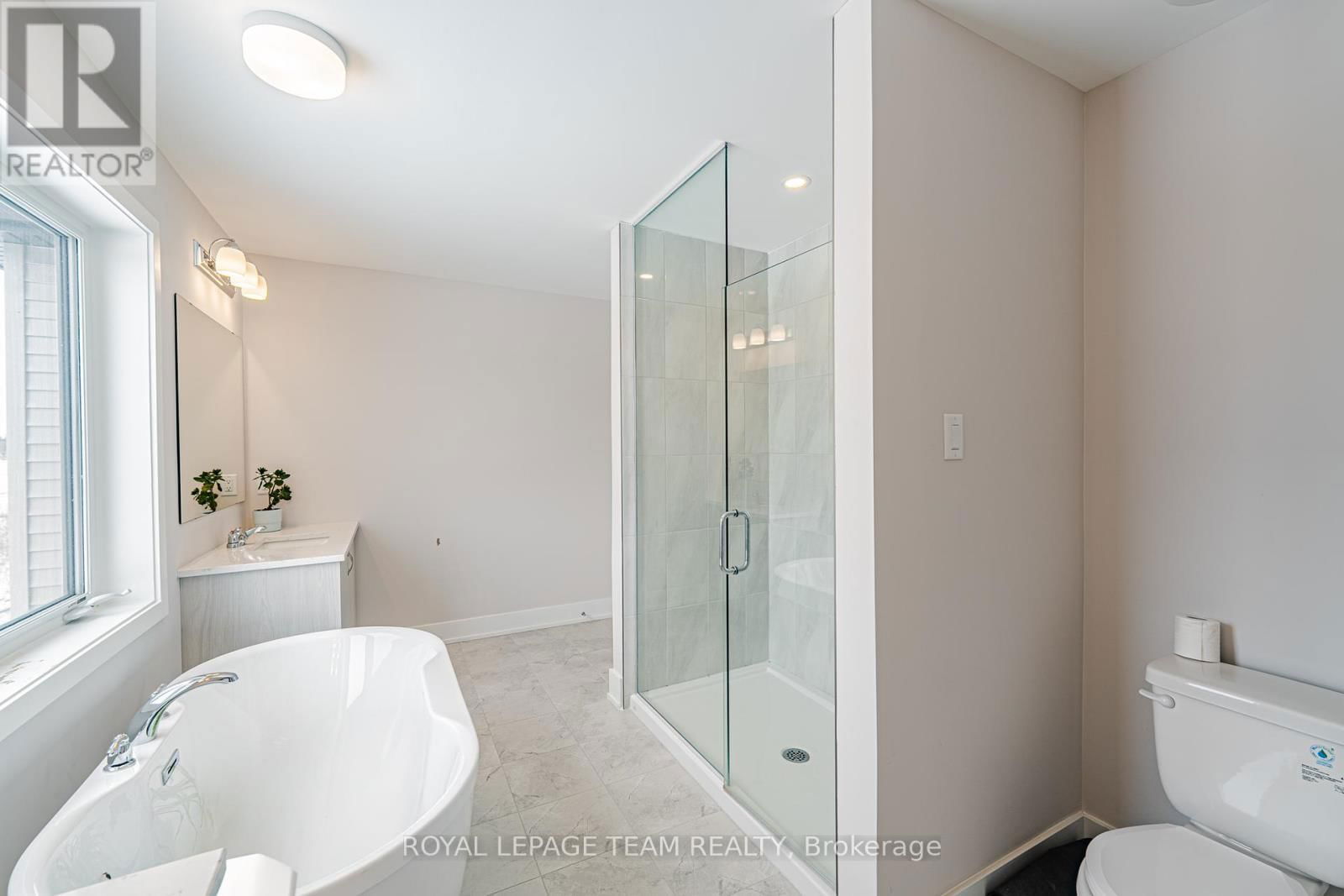 863 MOONRISE TERRACE Image 40