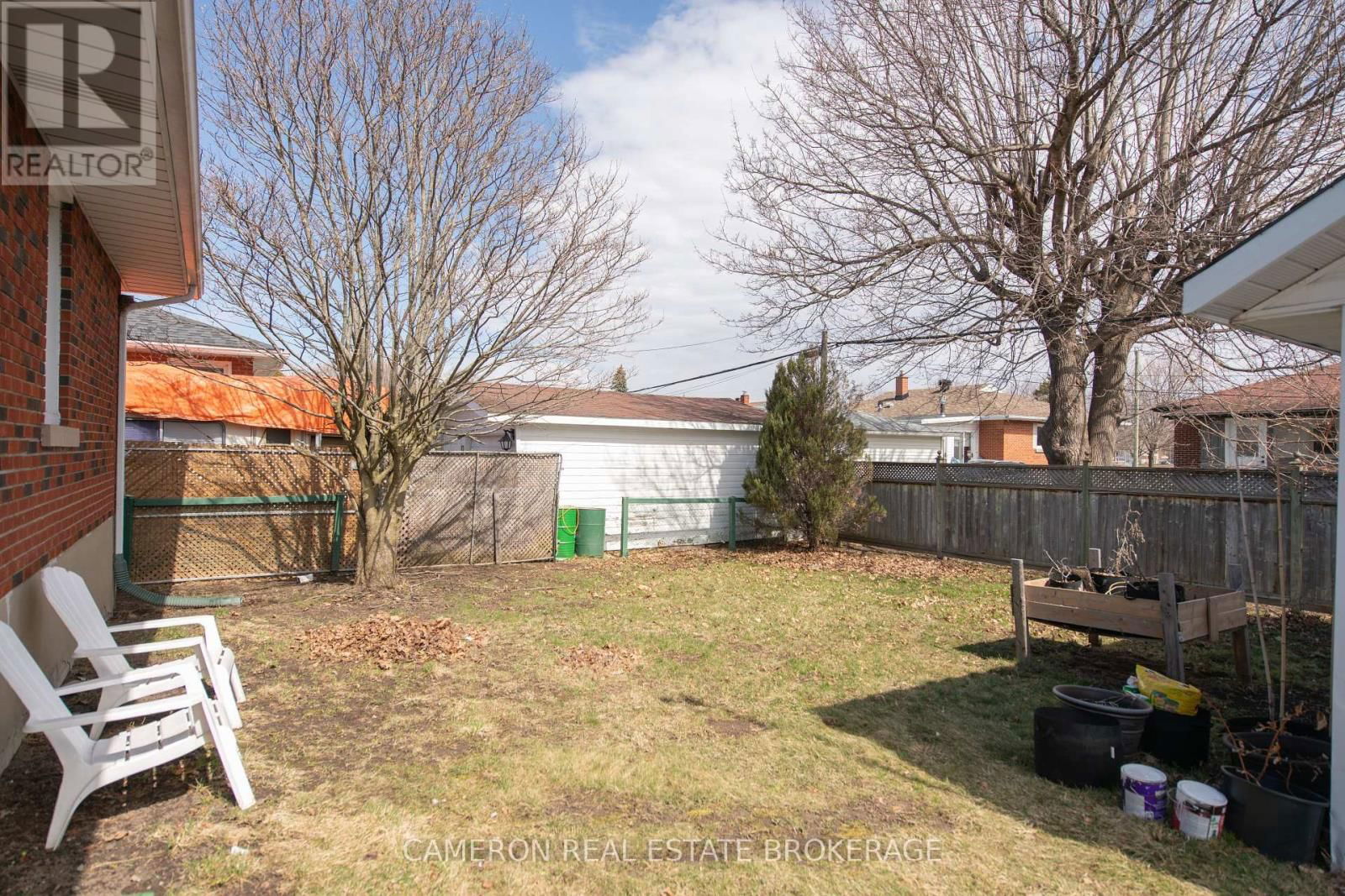 606 GUY STREET Image 15