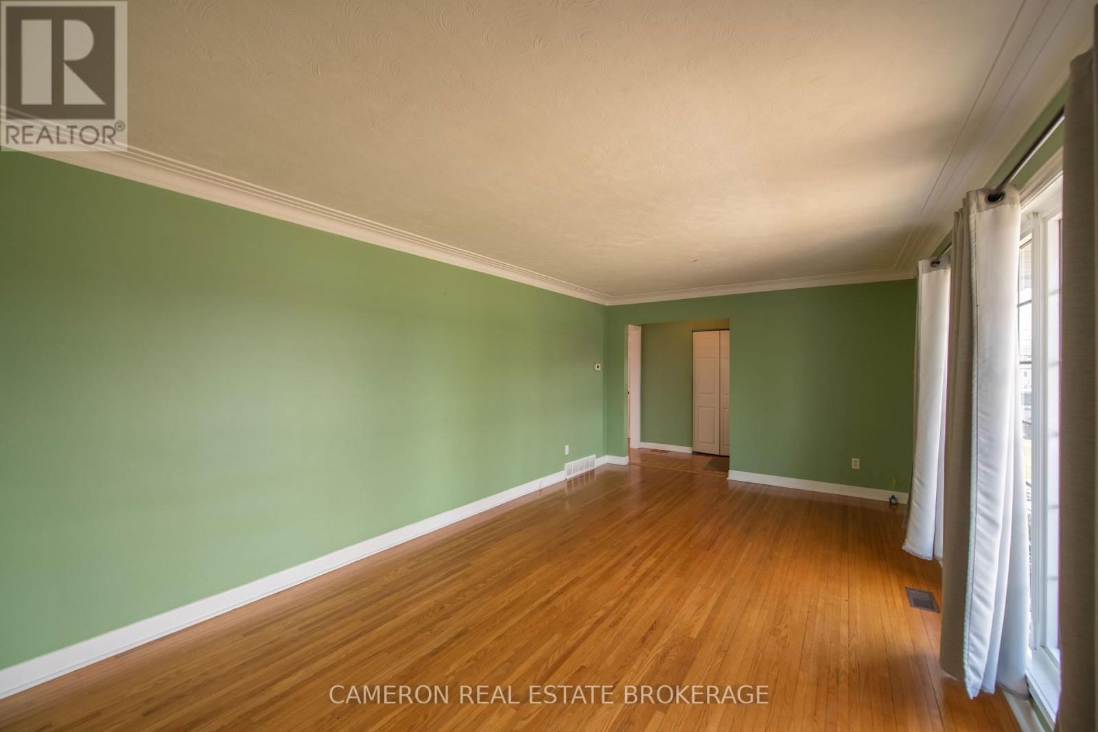 606 GUY STREET Image 3