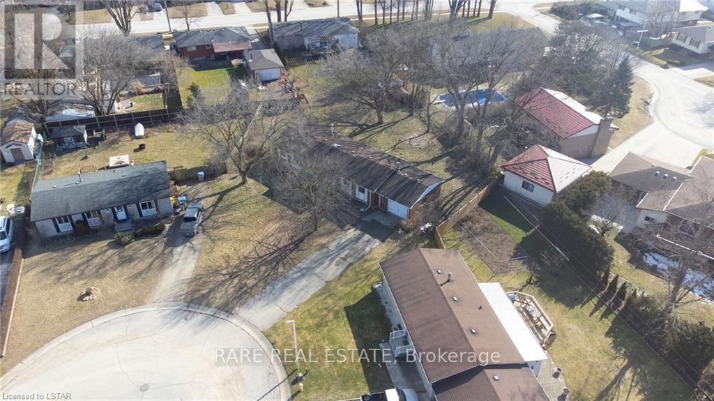 314 LAUGHTON CRESCENT Image 39