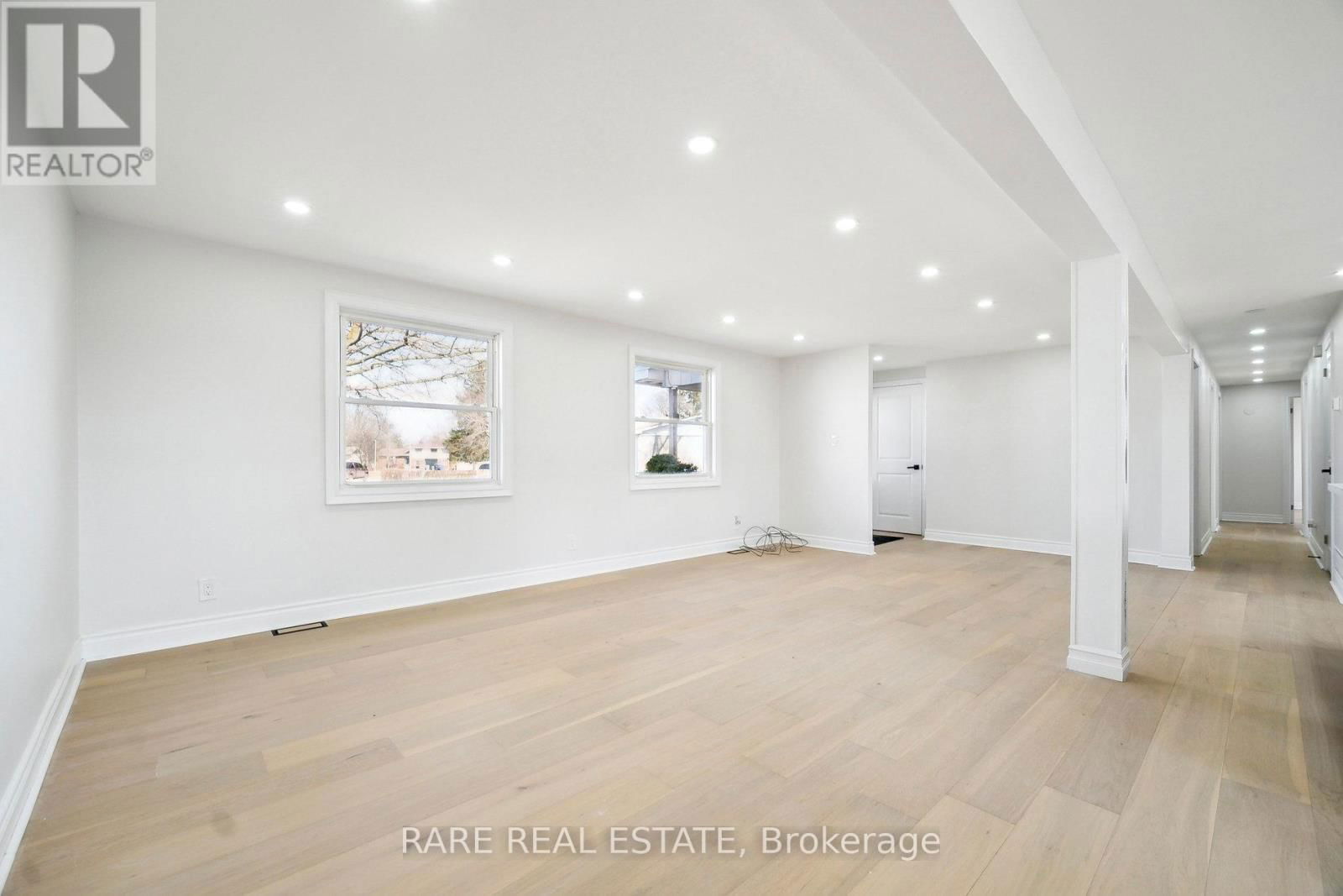 314 LAUGHTON CRESCENT Image 7