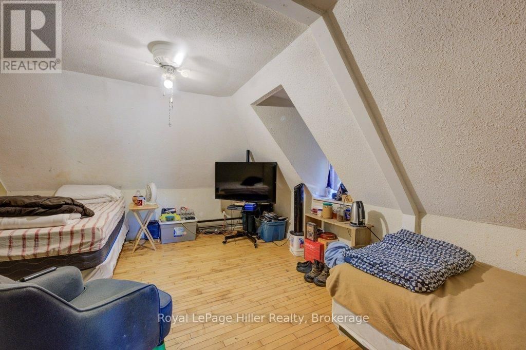 28 WILSON STREET Image 27