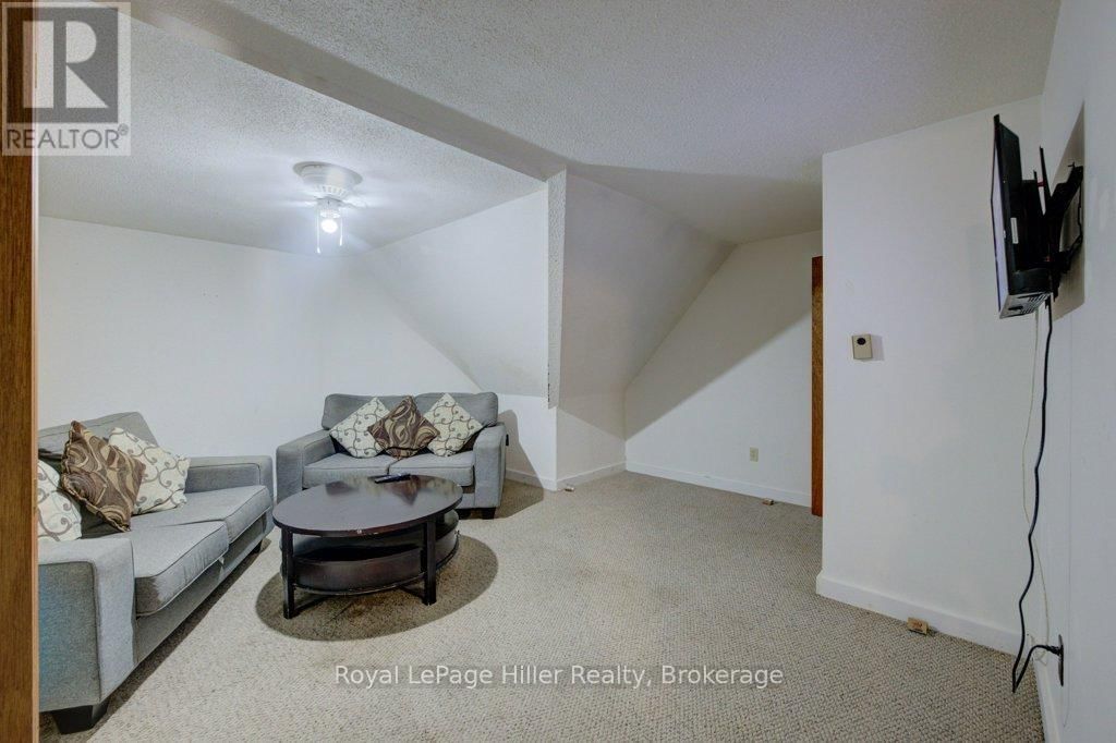 28 WILSON STREET Image 32