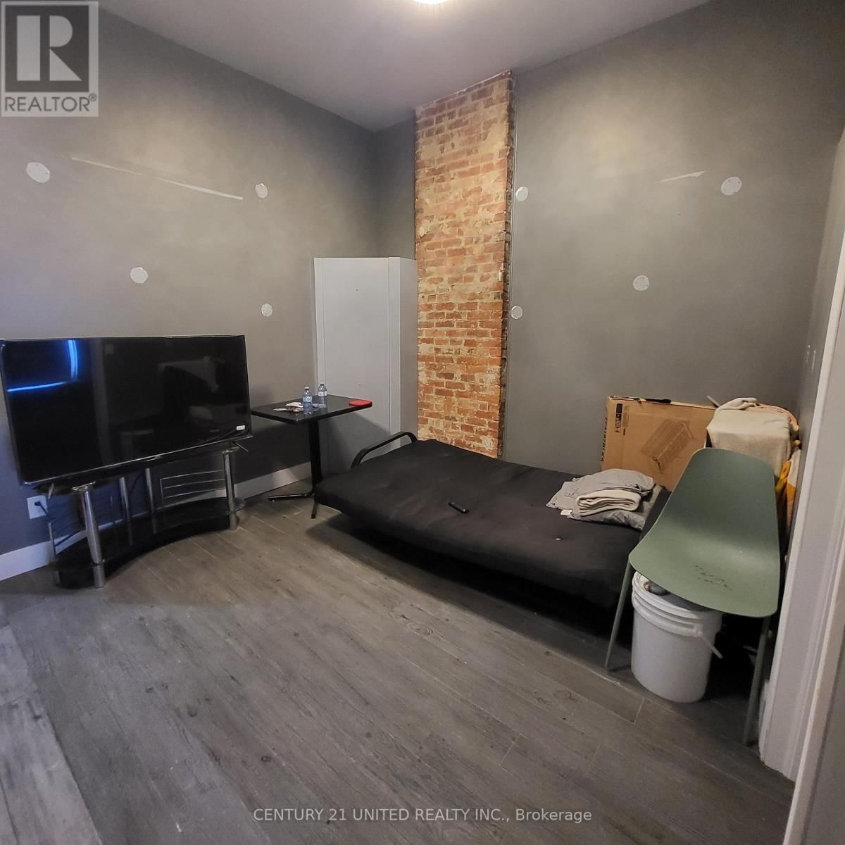 8 - 172.5 HUNTER STREET Image 3
