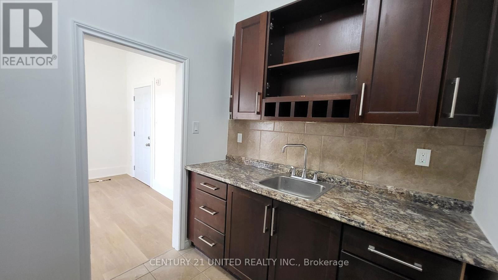 7 - 172.5 HUNTER STREET Image 1