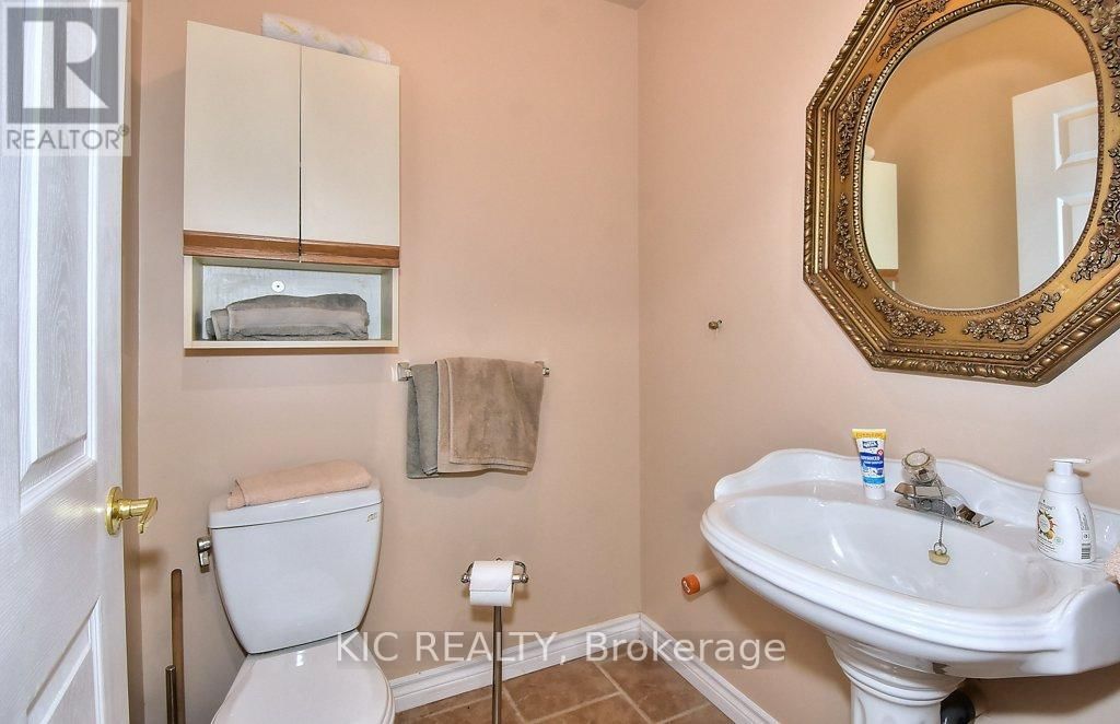 46 QUEEN STREET Image 15