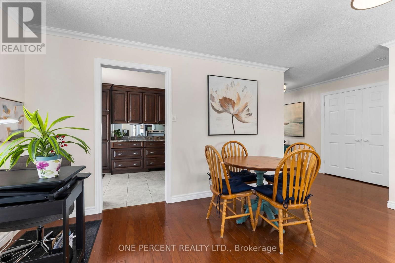 3-605 WHITAKER STREET Image 16