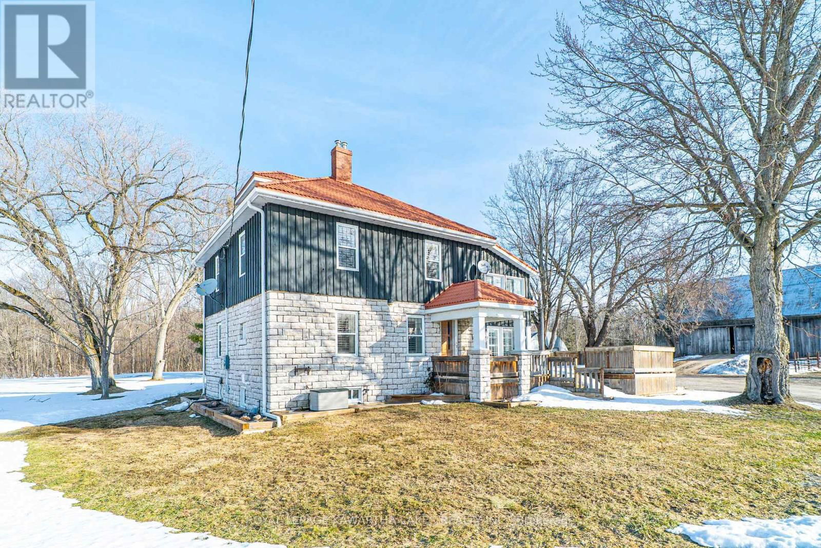 94 AVERY POINT ROAD Image 17