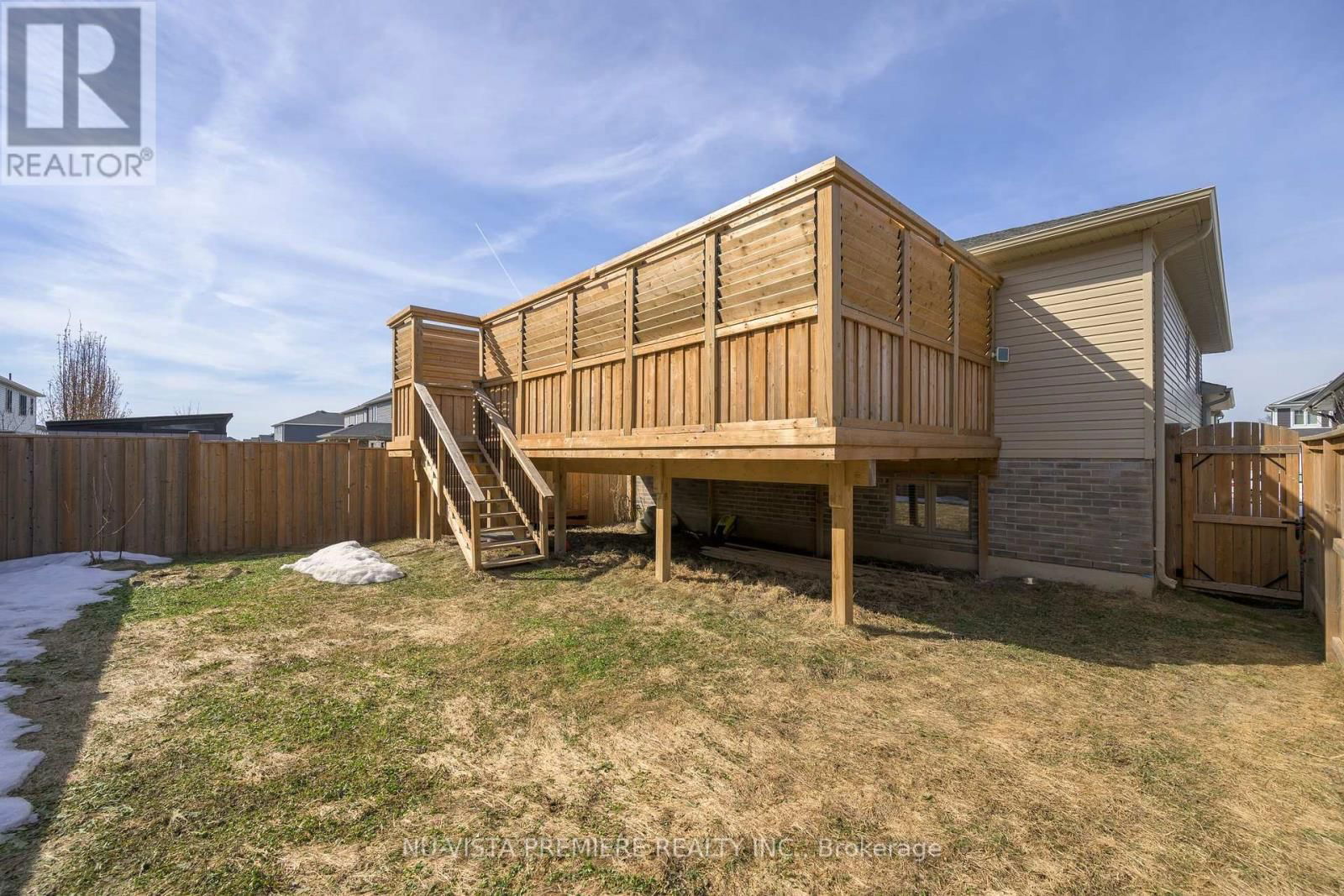 105 GILMOUR DRIVE Image 3