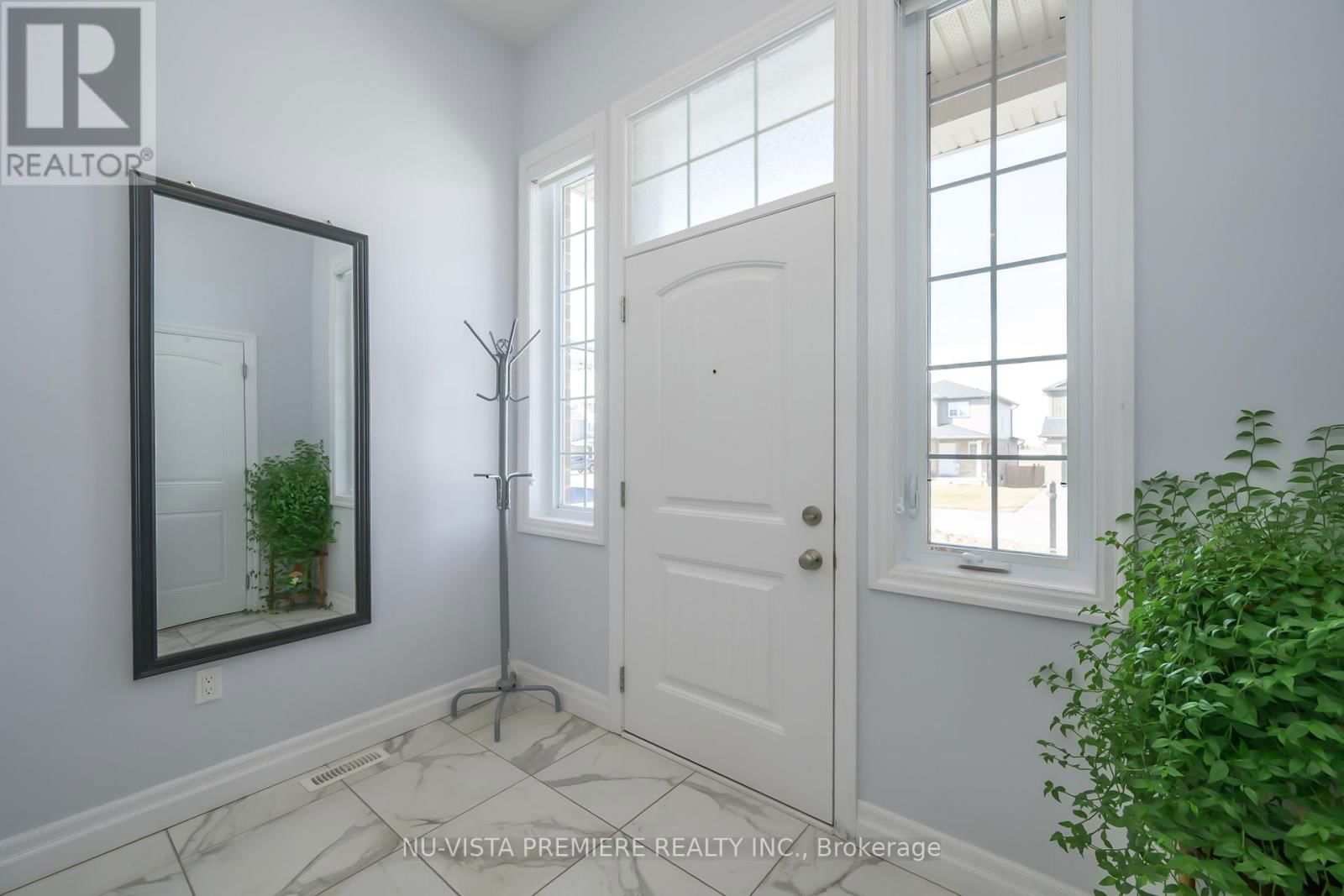 105 GILMOUR DRIVE Image 5