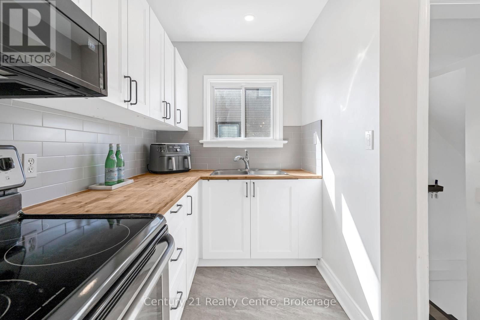 22 NORTHHAVEN ROAD Image 15