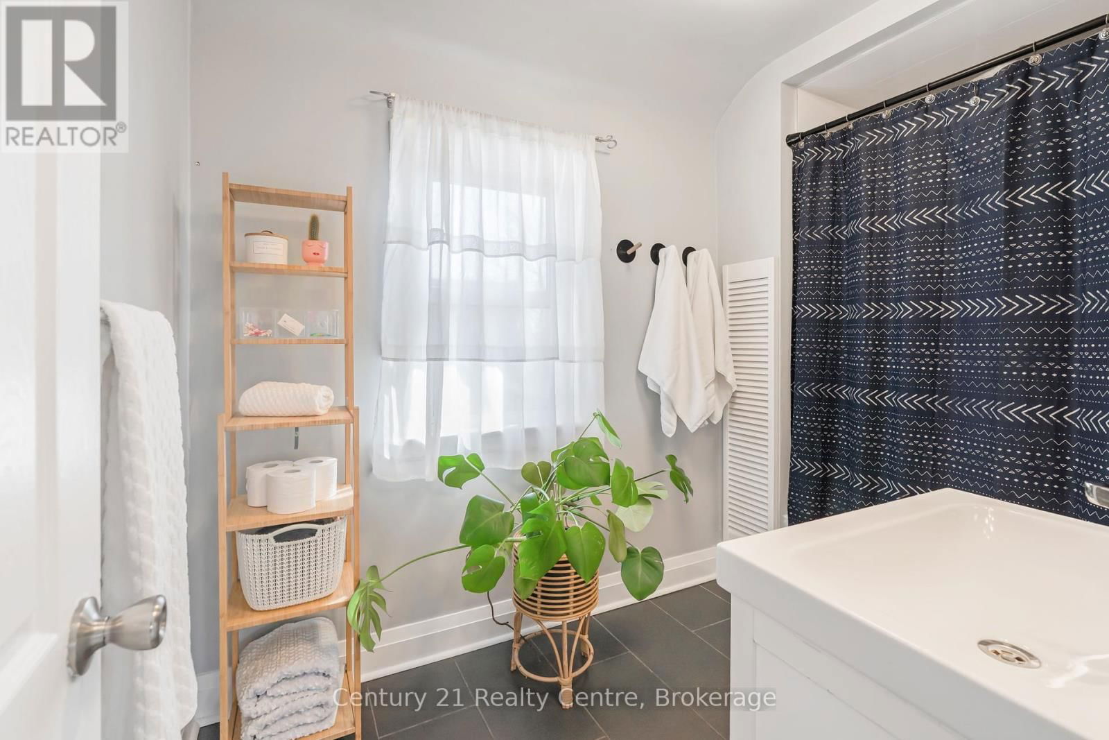 22 NORTHHAVEN ROAD Image 24