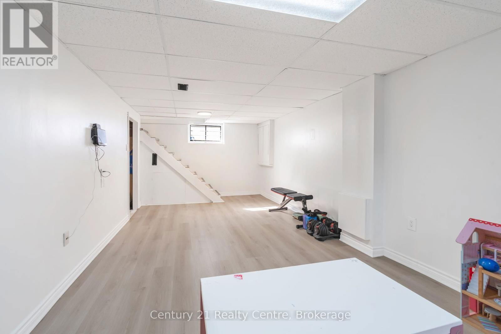 22 NORTHHAVEN ROAD Image 30