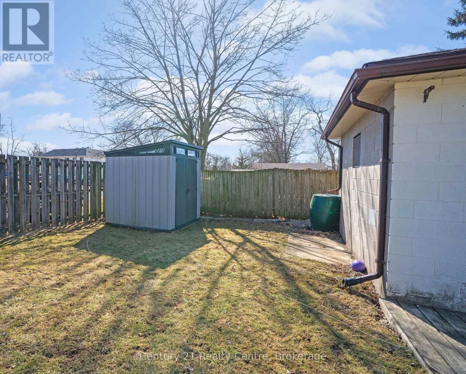 22 NORTHHAVEN ROAD Image 32