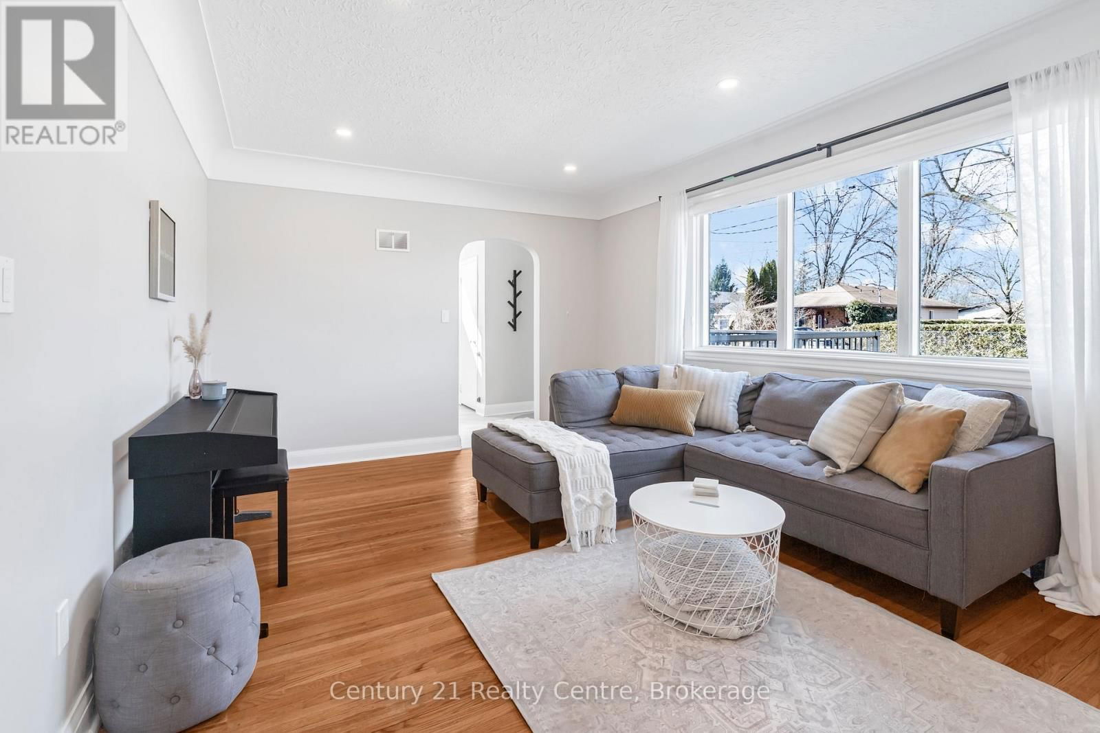 22 NORTHHAVEN ROAD Image 9