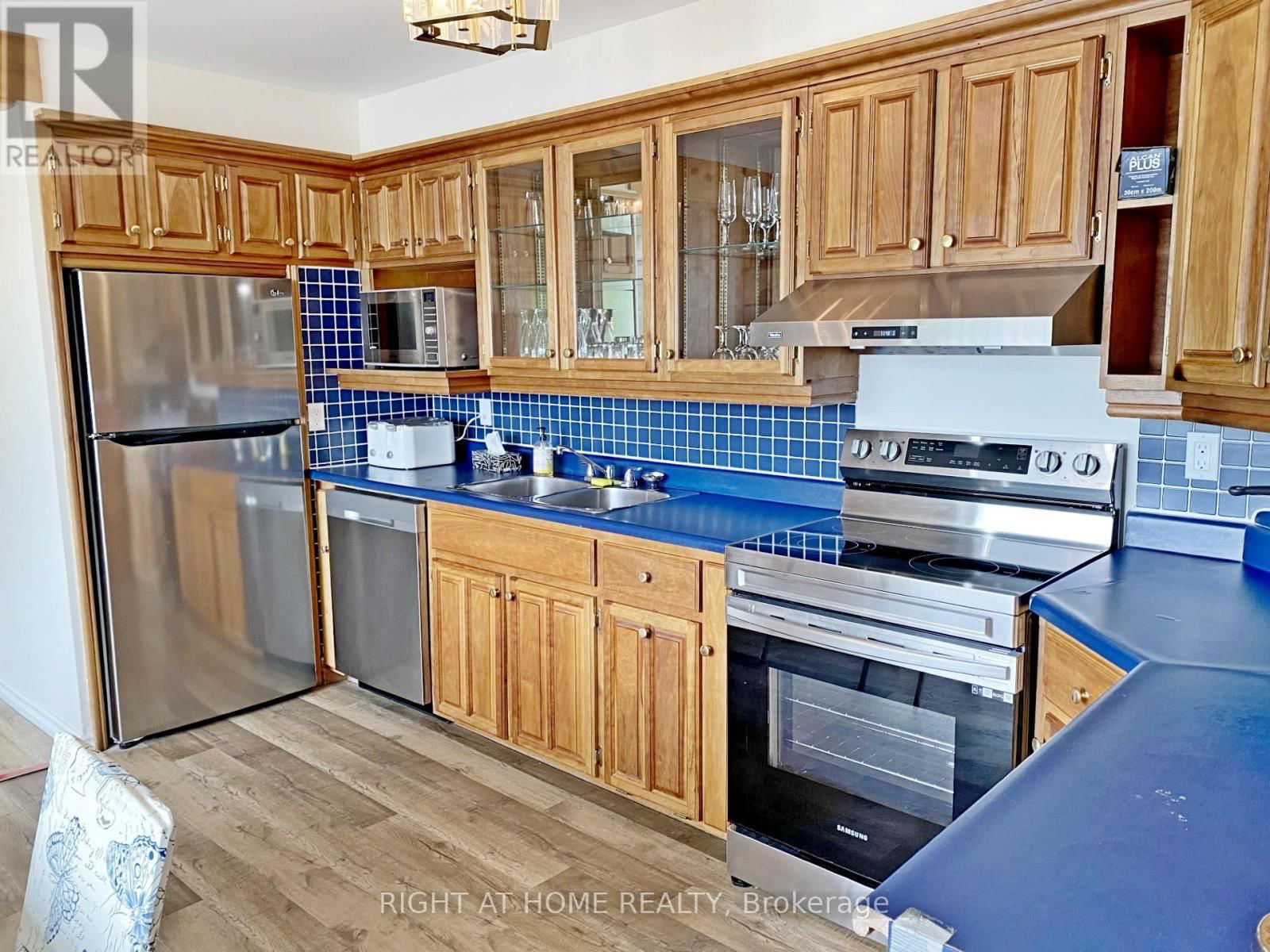 2937 OLD BARRYS BAY ROAD Image 30
