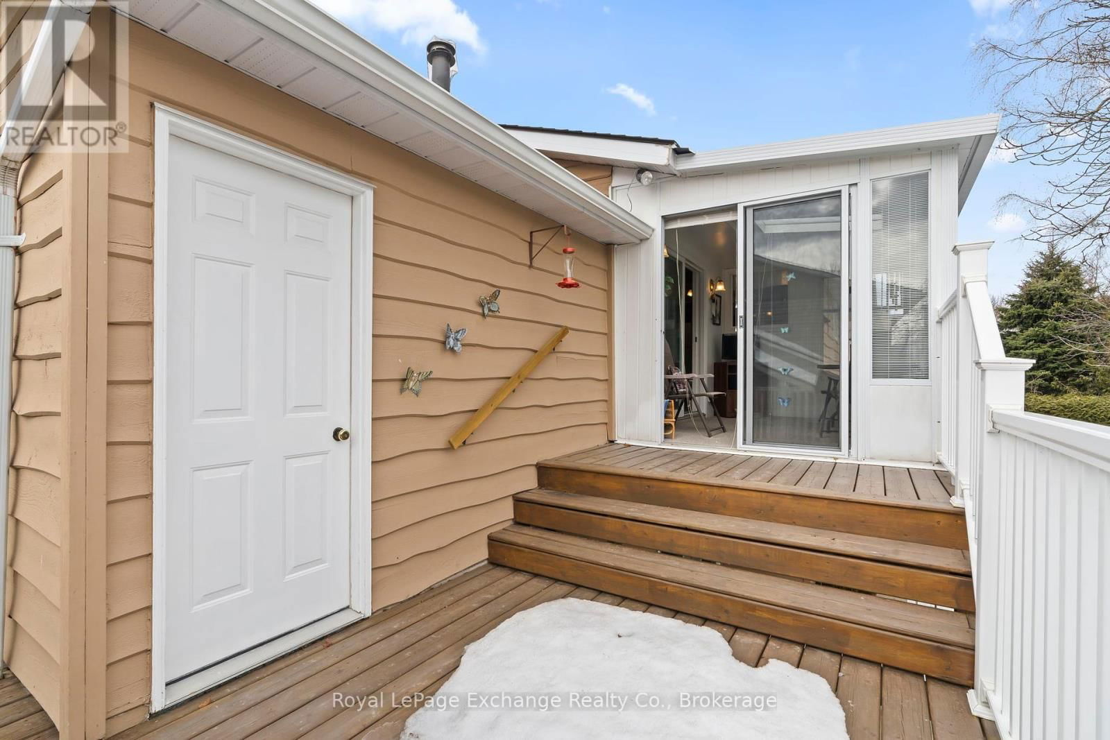 929 SAUGEEN STREET Image 13