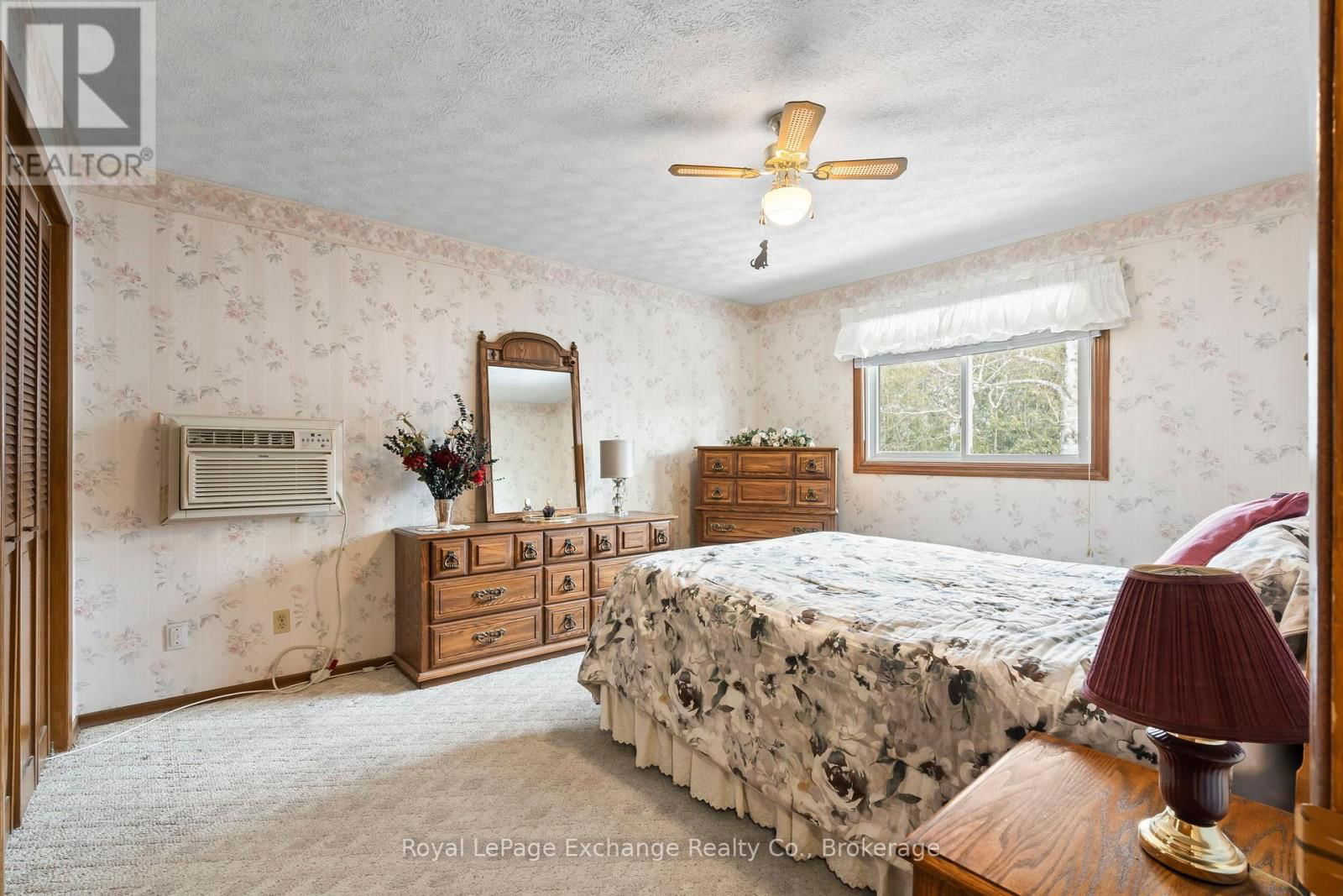 929 SAUGEEN STREET Image 16