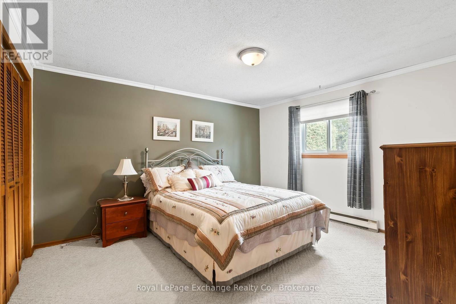 929 SAUGEEN STREET Image 22