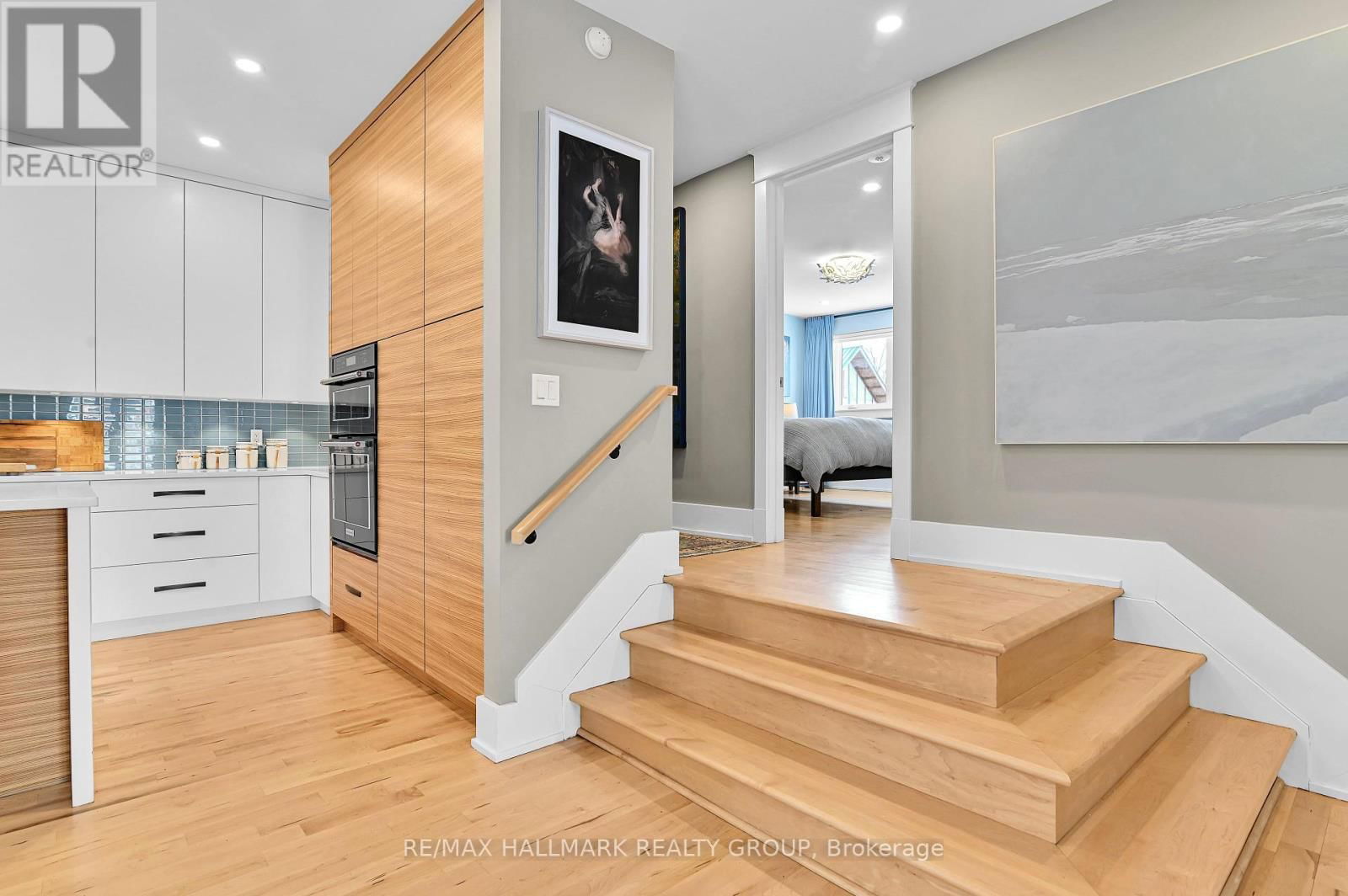 2767 CASCADES AVENUE Image 22