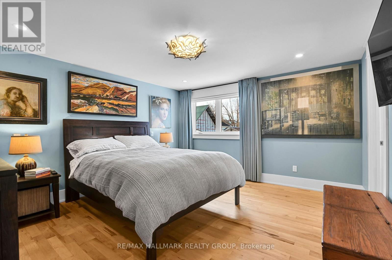 2767 CASCADES AVENUE Image 24