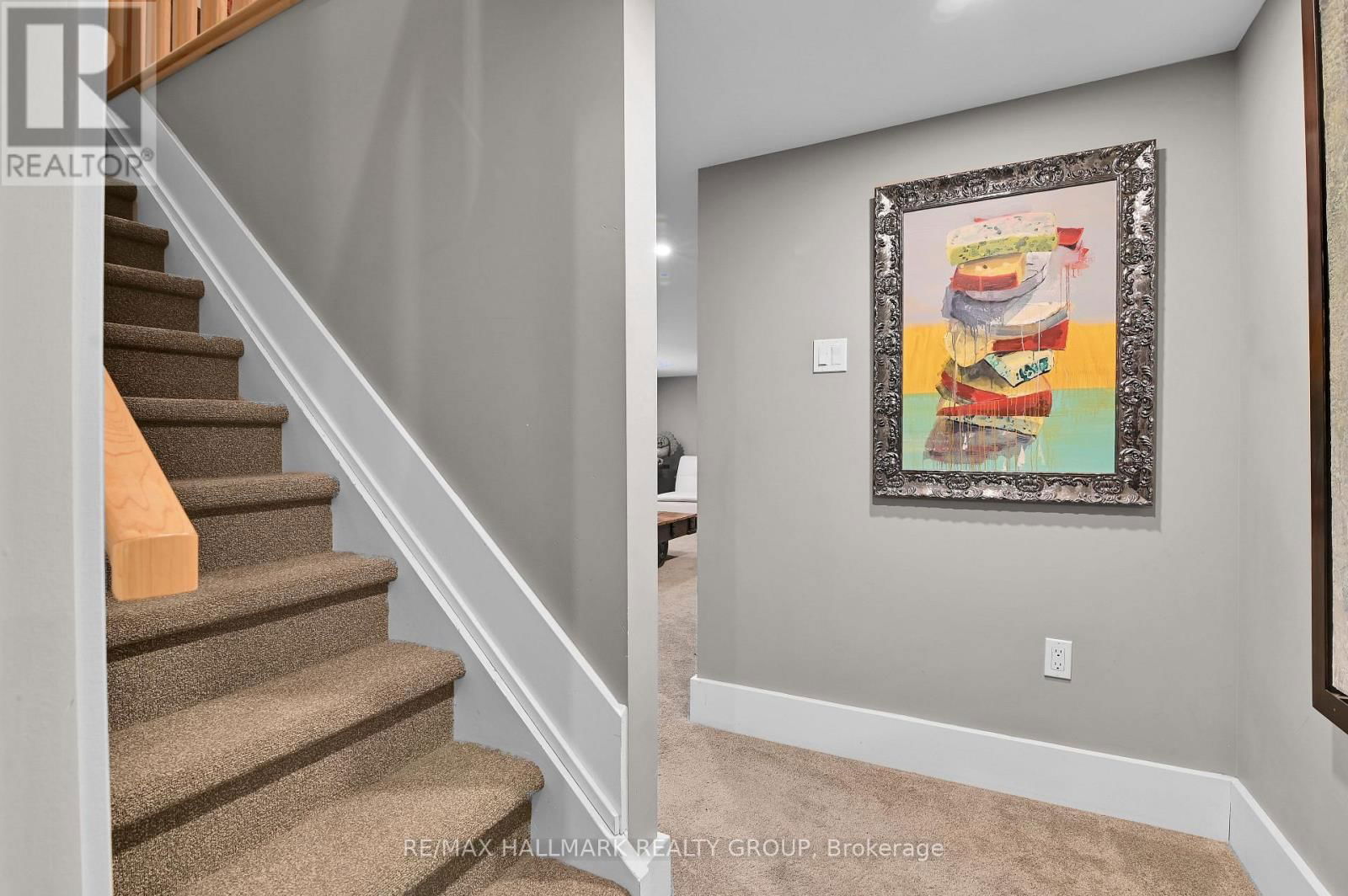 2767 CASCADES AVENUE Image 36