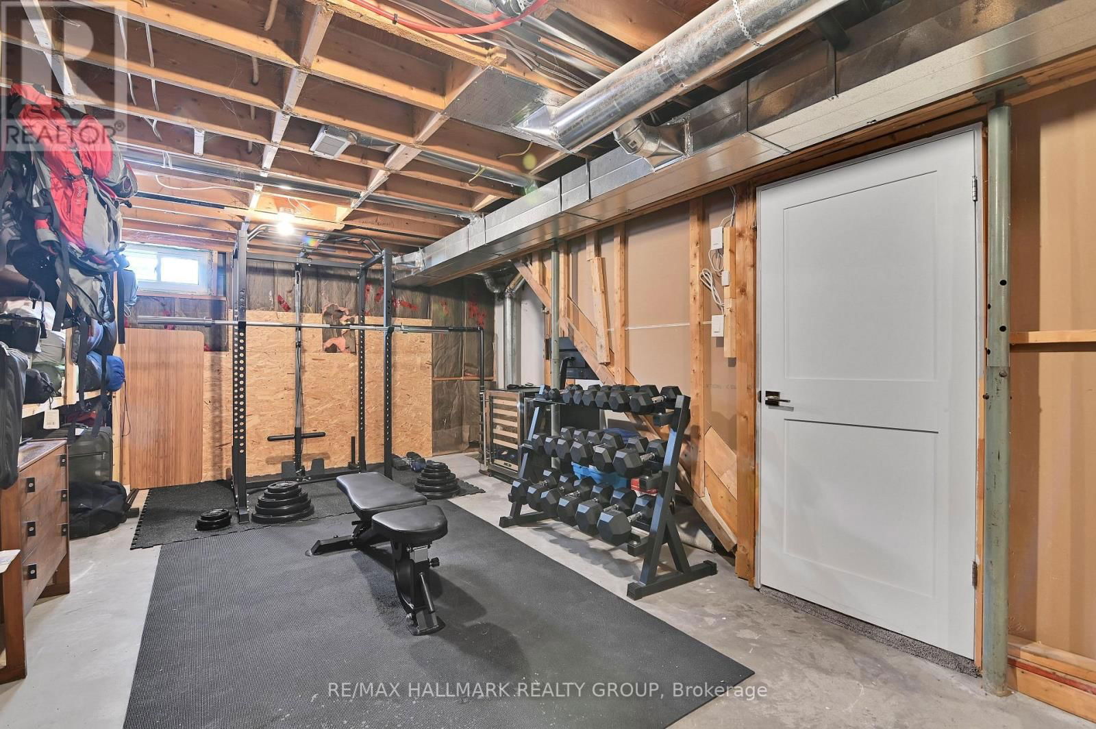 2767 CASCADES AVENUE Image 39
