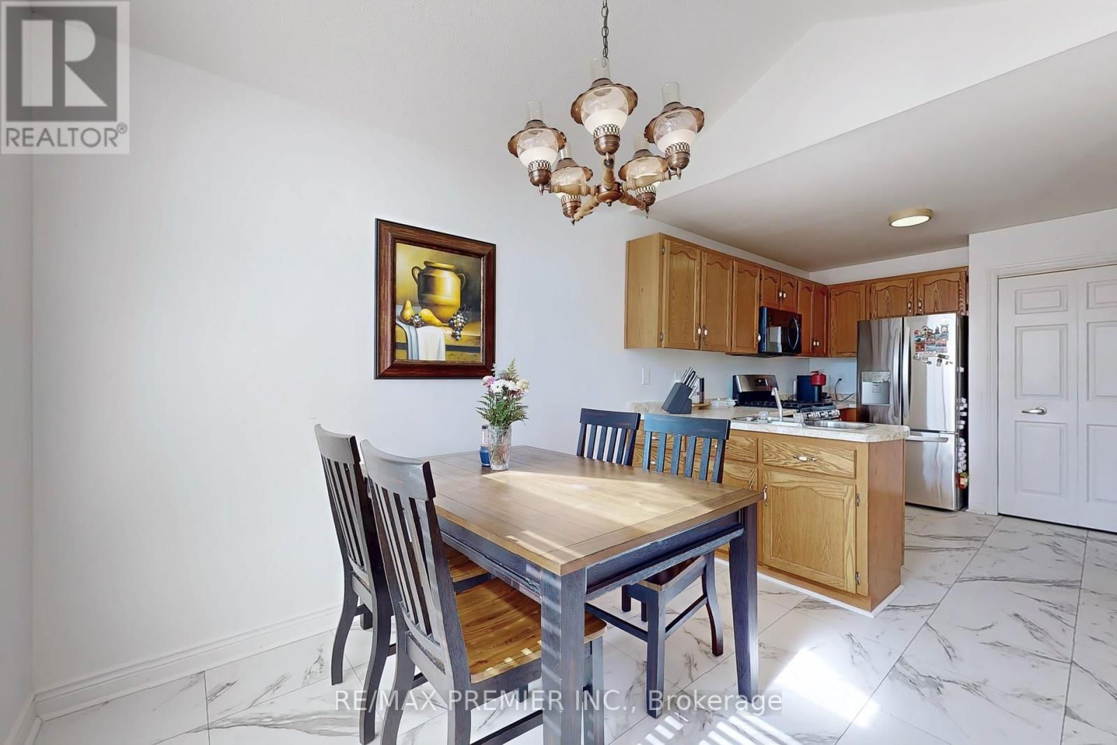 13 - 9 WENTWORTH DRIVE Image 15