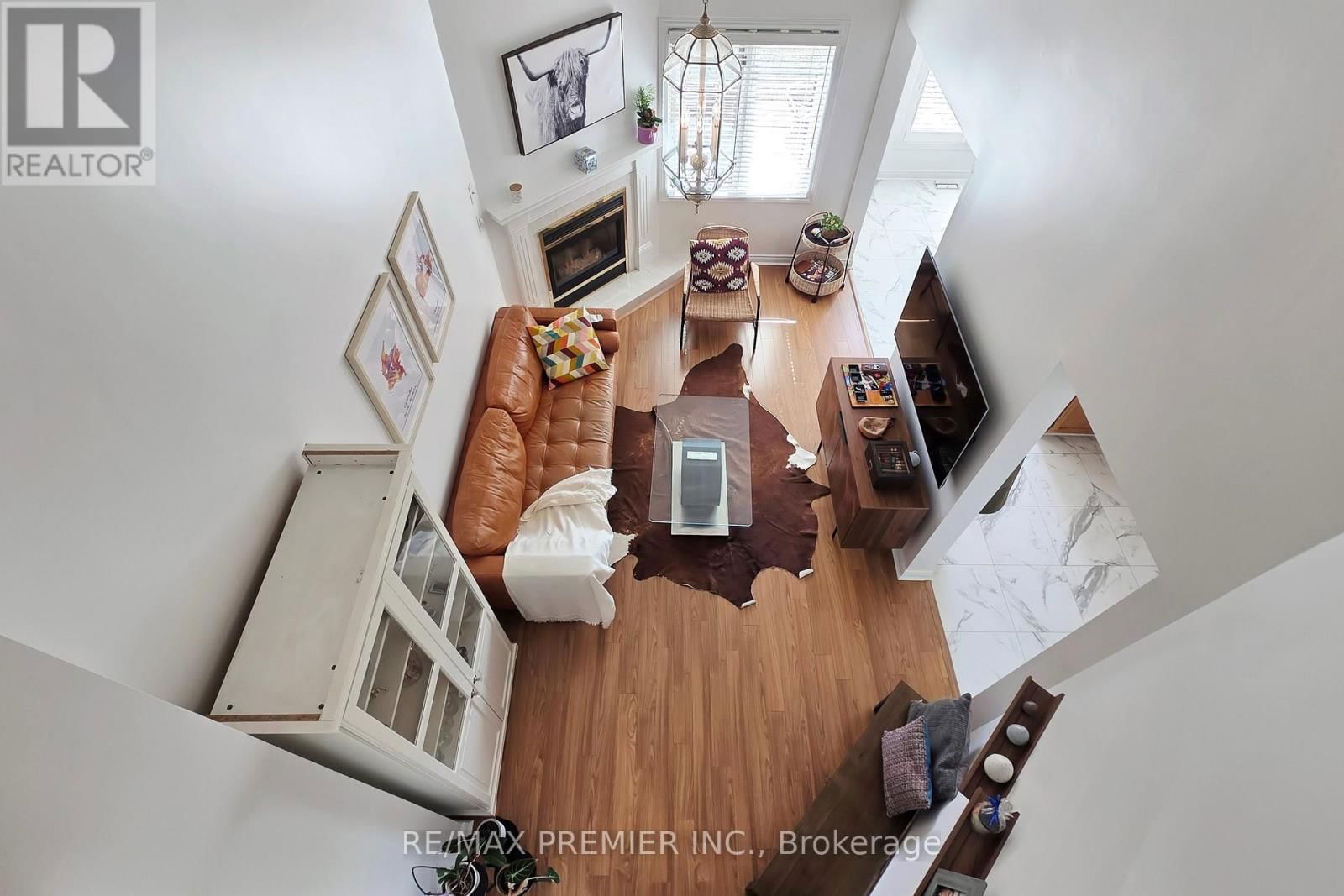 13 - 9 WENTWORTH DRIVE Image 9