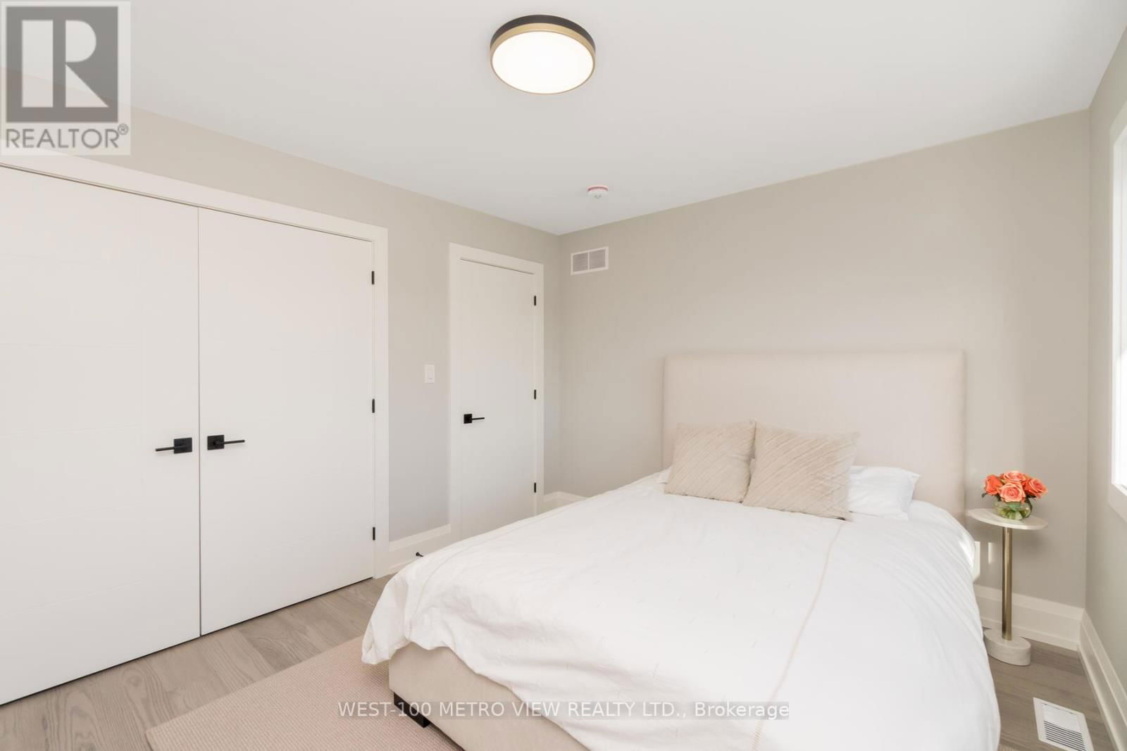 3607 CAROLINIA COURT Image 19